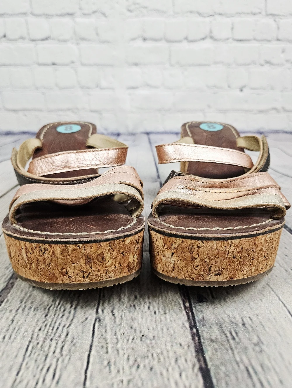 FLY LONDON | Idra strappy metallic leather platform wedge sandals - Picture 6 of 11